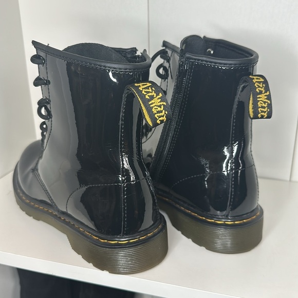 Dr Martens YOUTH 1460 PATENT LEATHER LACE UP BOOTS - Picture 4 of 6